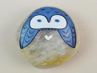 PEBBLE WITH HANDPAINTING