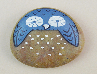 PEBBLE WITH HANDPAINTING